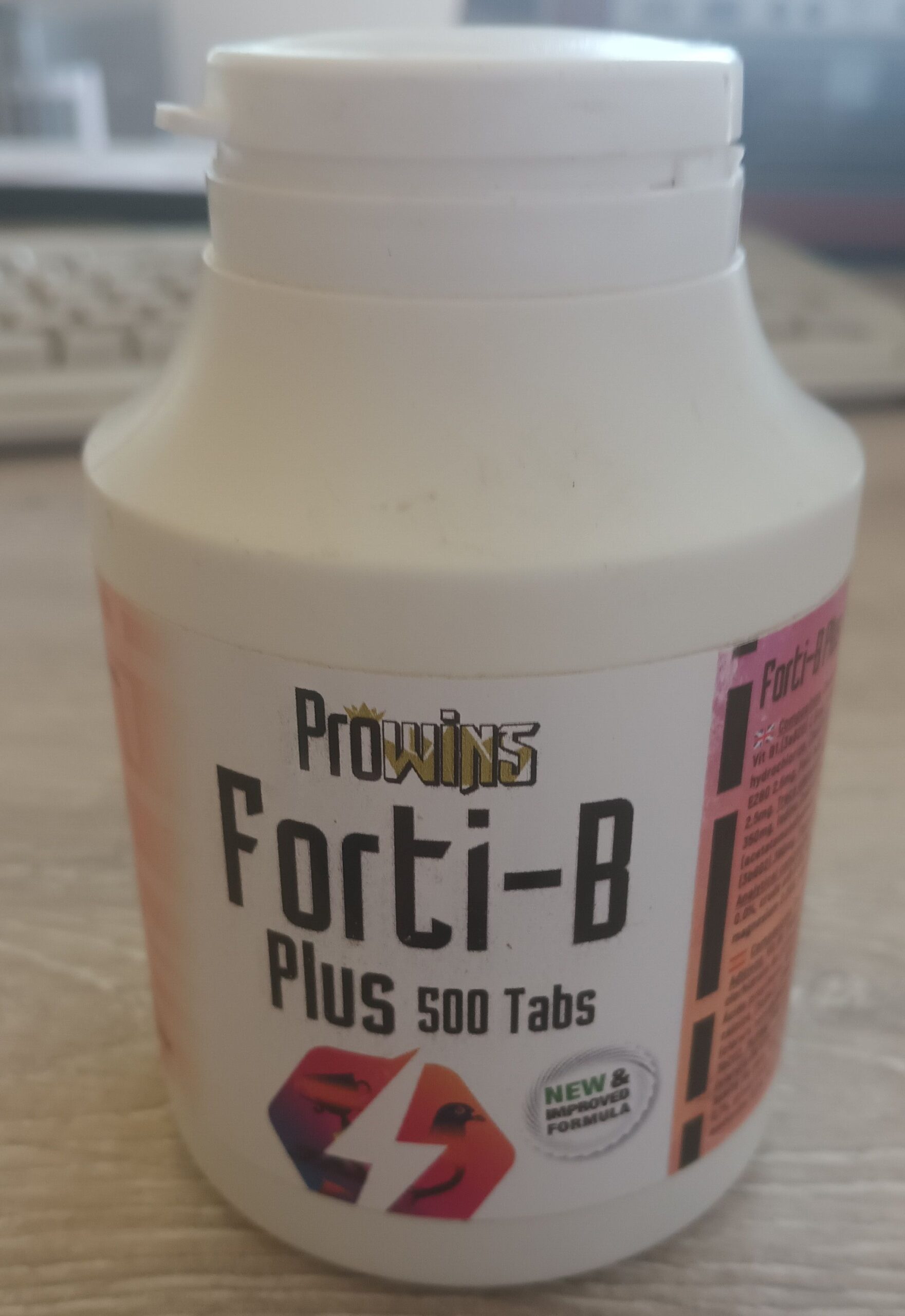 Posilovač formy poštovních holubů